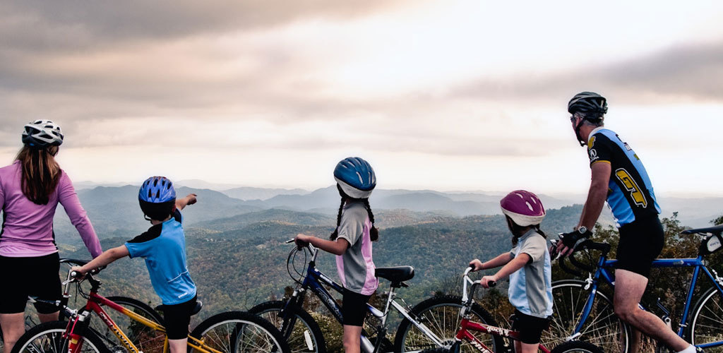 weekend cycling breaks uk